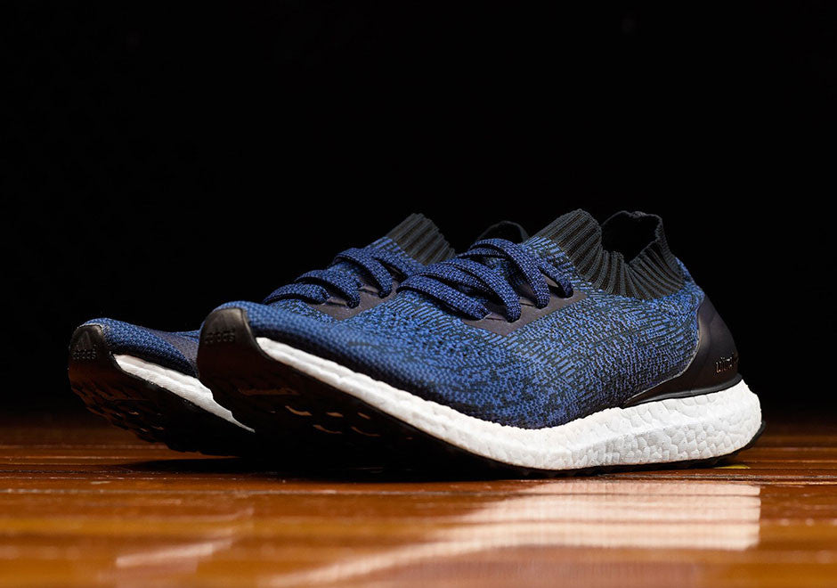 How To Lace Your Sneakers / Swap Your Shoe Laces : ADIDAS Ultra Boost Uncaged Navy Blue